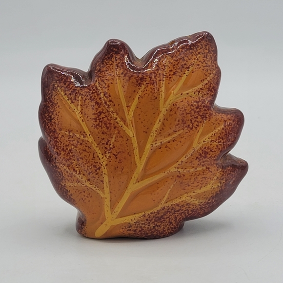 Better Homes Gardens Maple Leaf Salt Pepper Shakers Thanksgiving Autumn Decor - Picture 7 of 11
